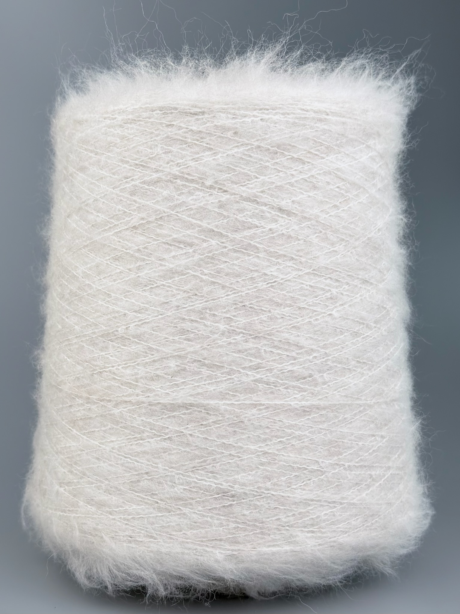The Royal Collection Art. Jasmine – Fantasiegarn mit Elastan col. Hellgrau Mélange 900 m / 100 g foto 2